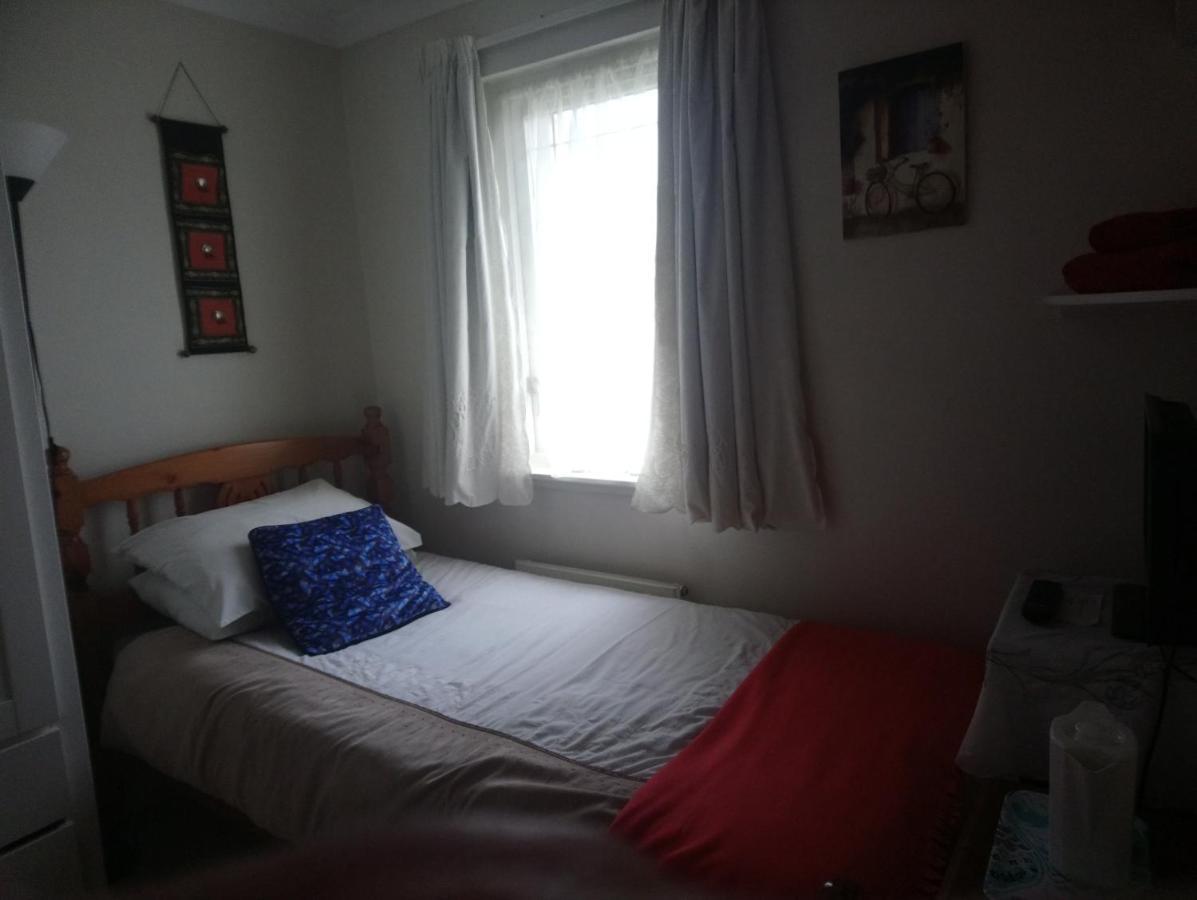 Homely Haven, 던펌린 외부 사진